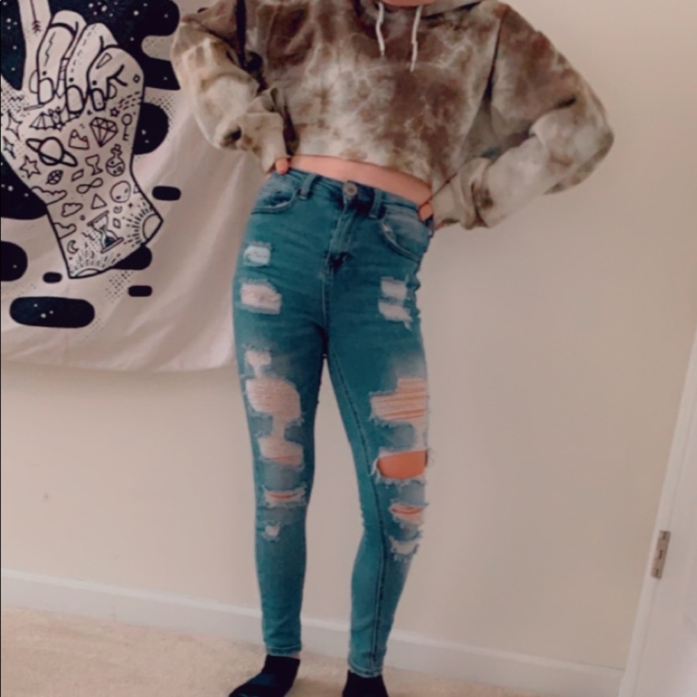 Short Crop Tee